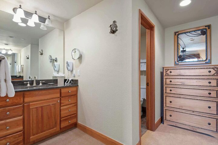 Master Ensuite Bathroom
