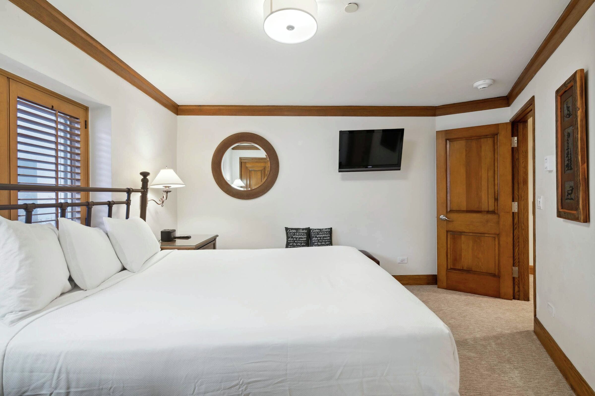#L032 - Bedroom