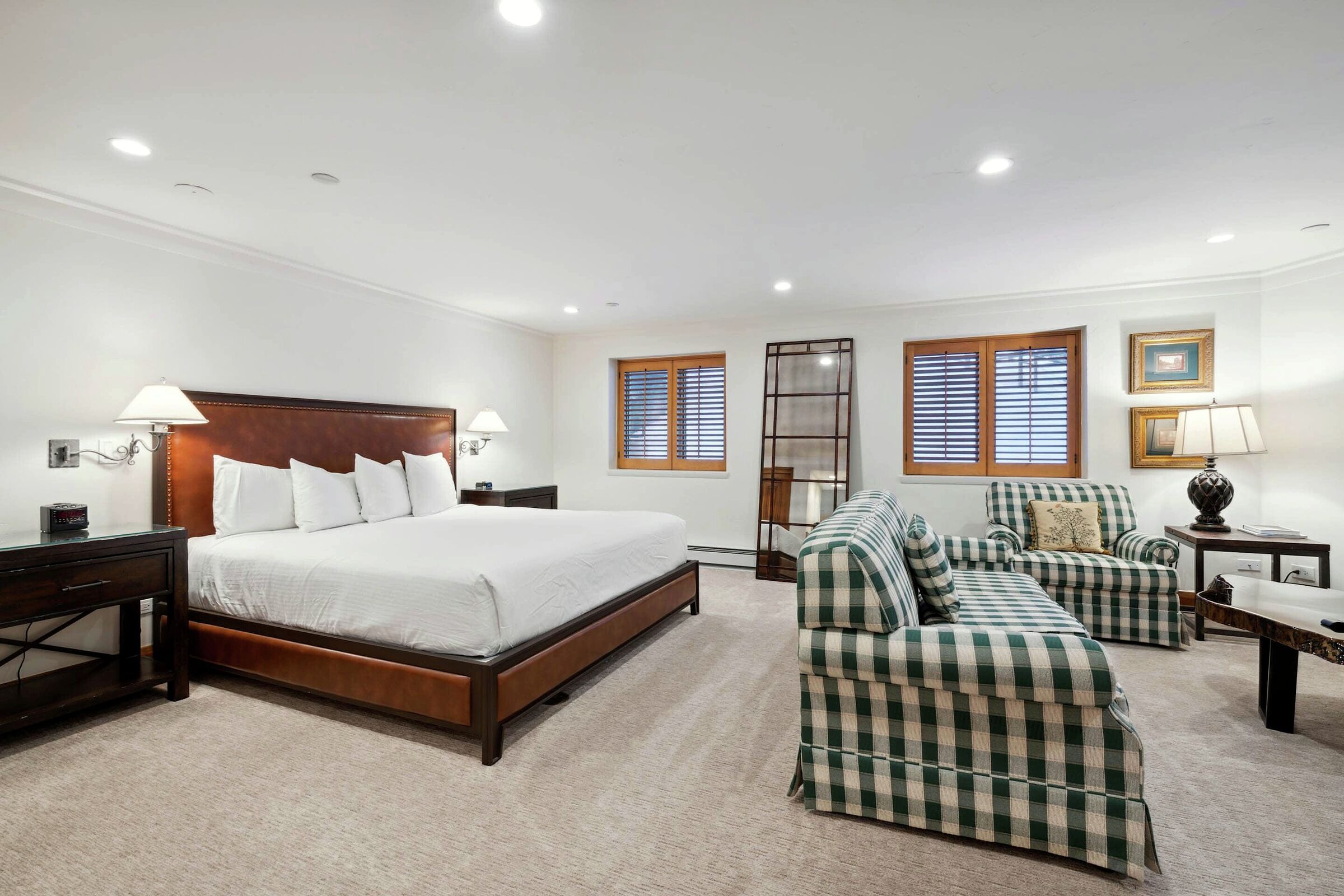 #L032 - Bedroom