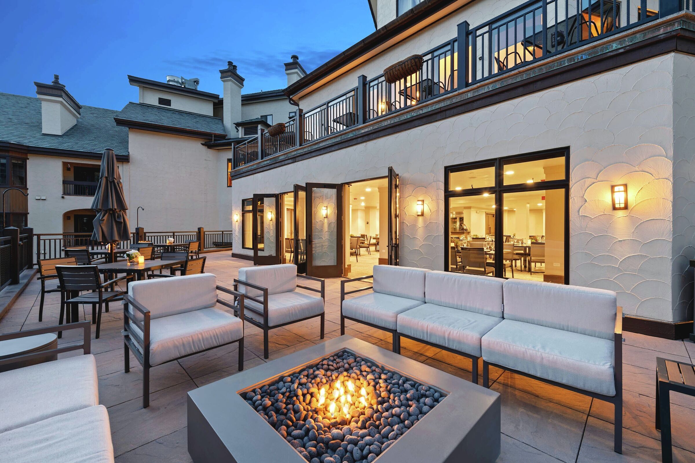 Restaurant Balcony