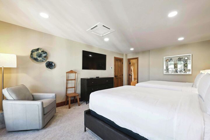 3 Bdrm Platinum #1 - Bedroom