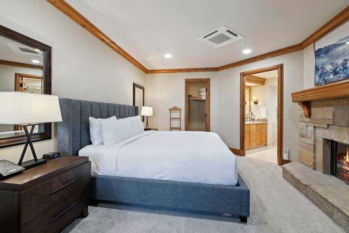 3 Bdrm Platinum #1 - Master Bedroom