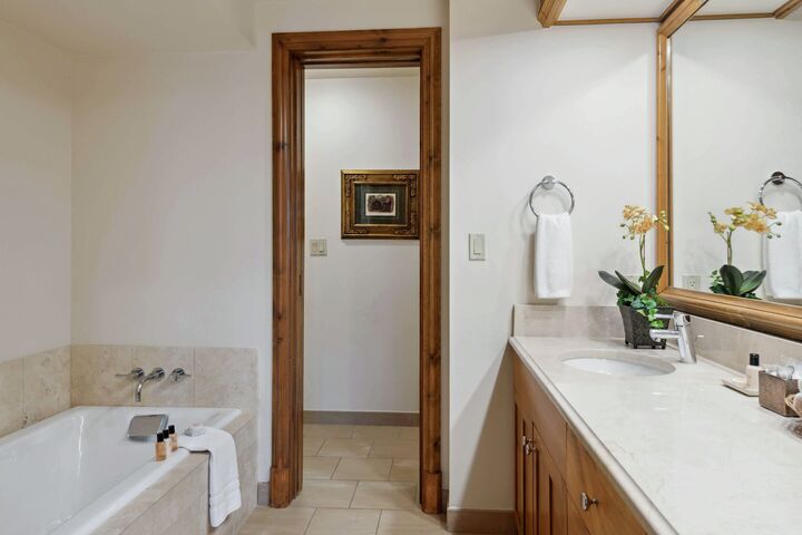 3 Bdrm Platinum #1 - Ensuite Bathroom