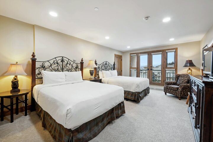 3 Bdrm Platinum #1 - Bedroom