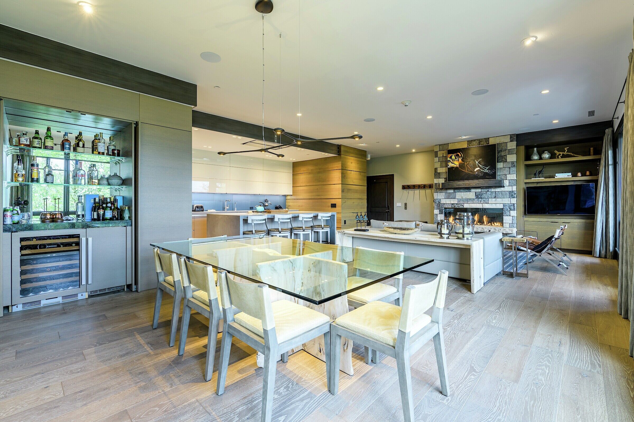 Dining Area & Living Area