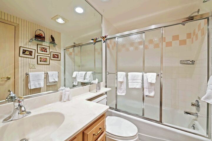 Master Ensuite Bathroom