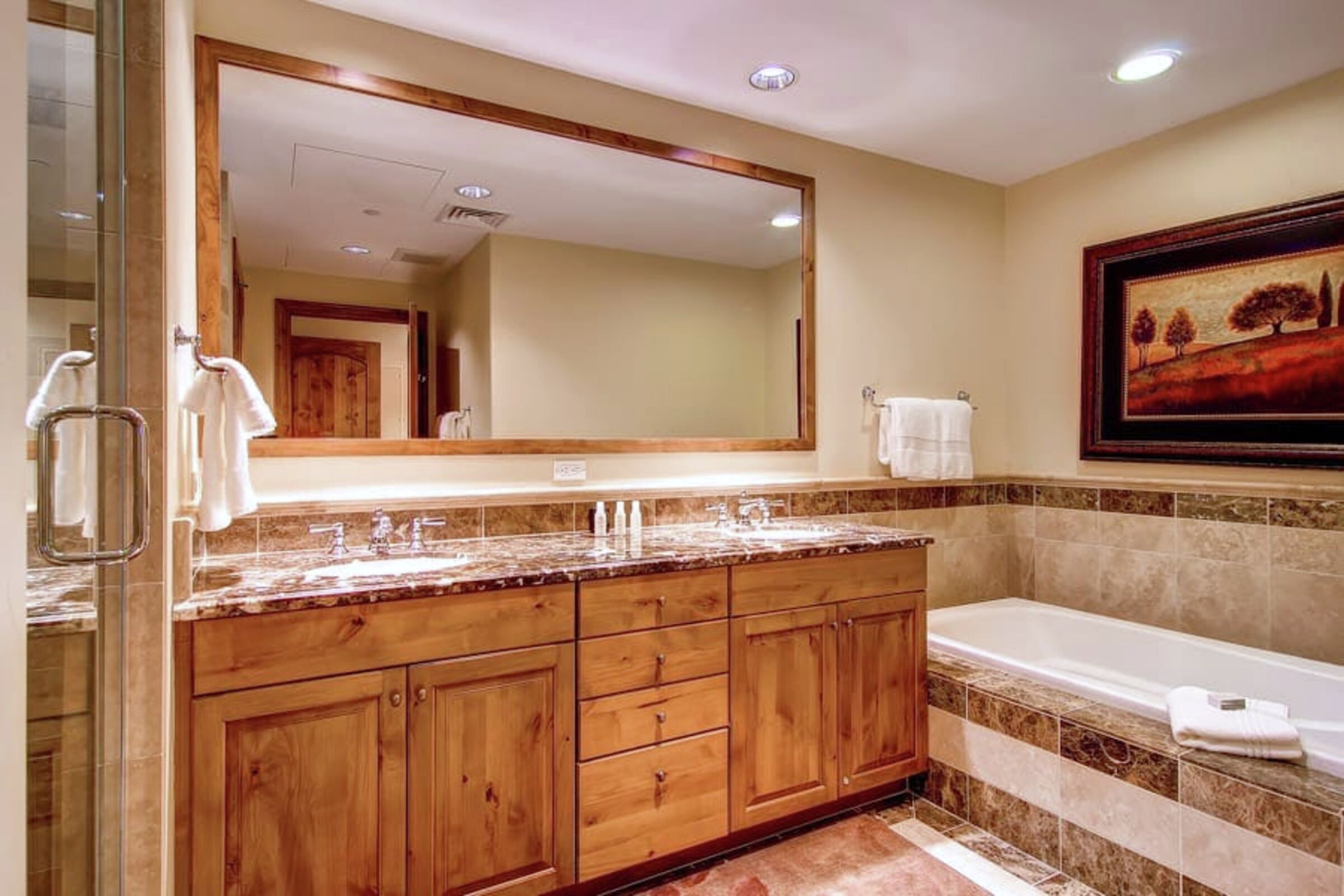 #A308 - Master Ensuite Bathroom