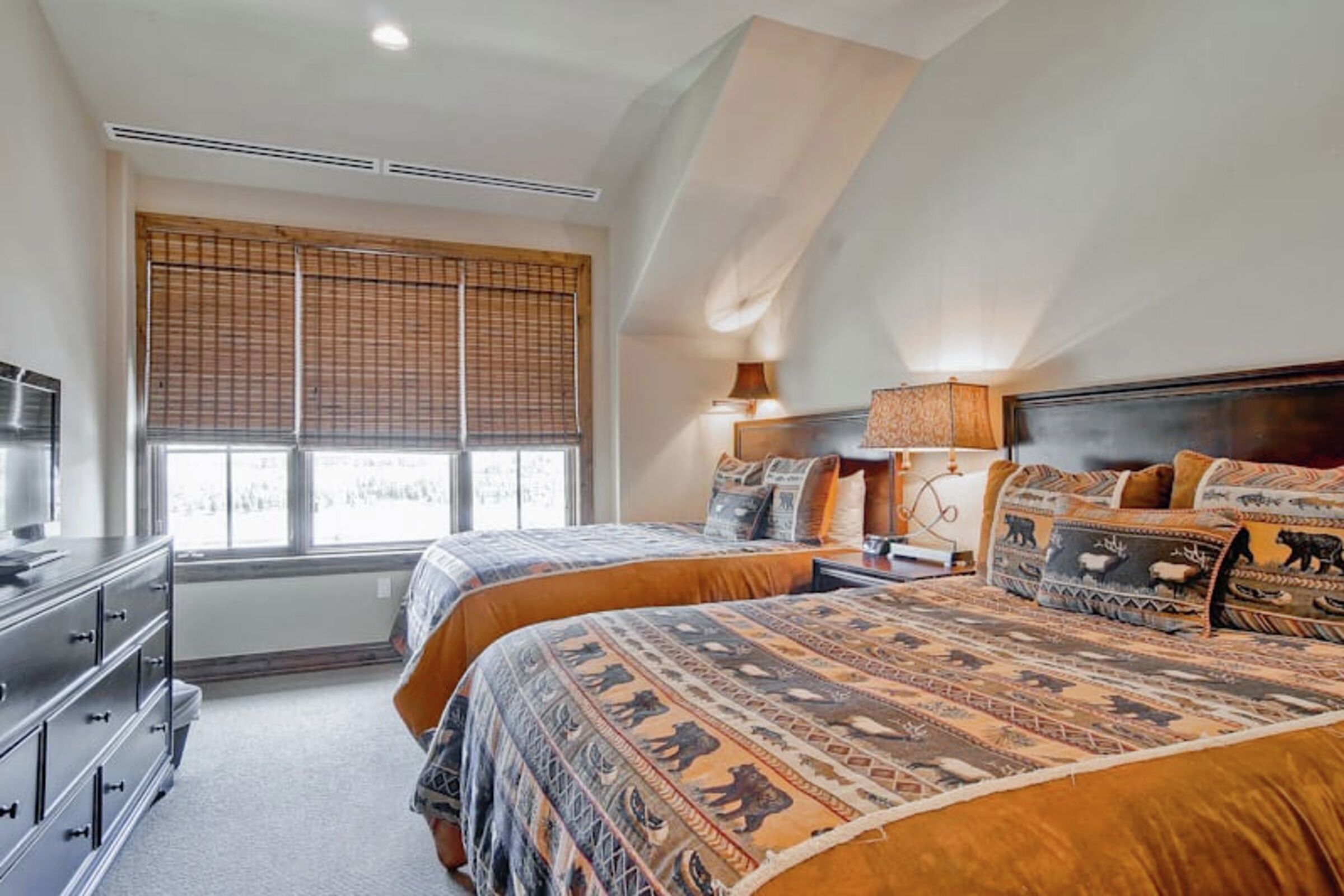#A402 - Bedroom