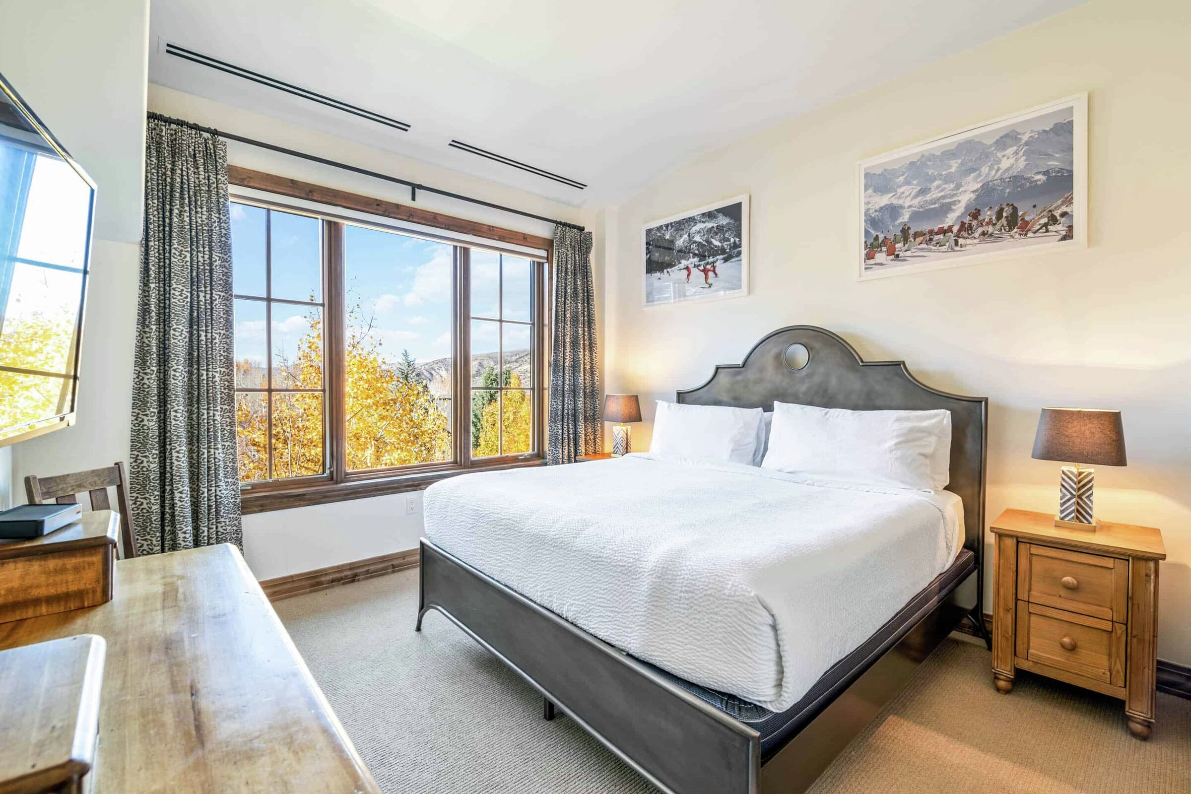 #B407 - Bedroom