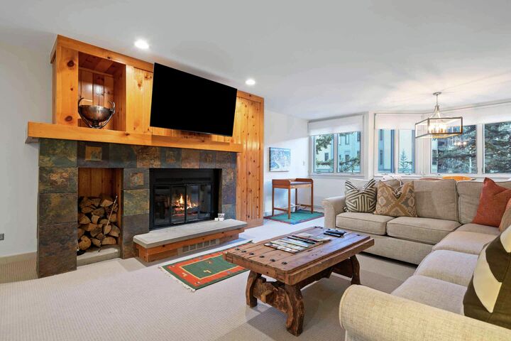 #329 - Living Area