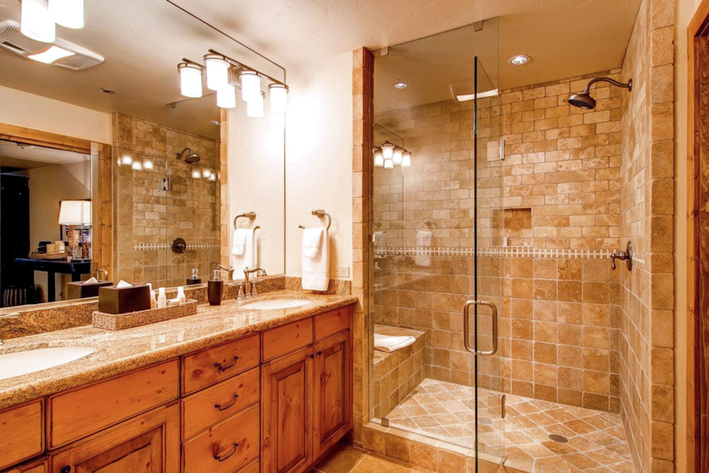 #430 - Master Ensuite Bathroom