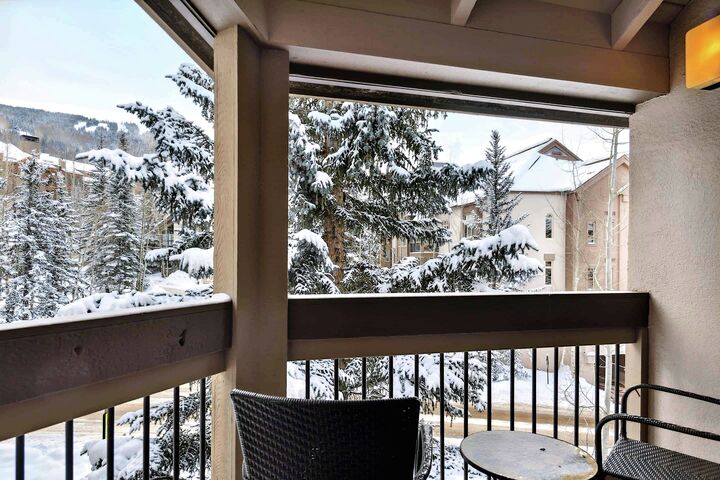 #435 - Balcony