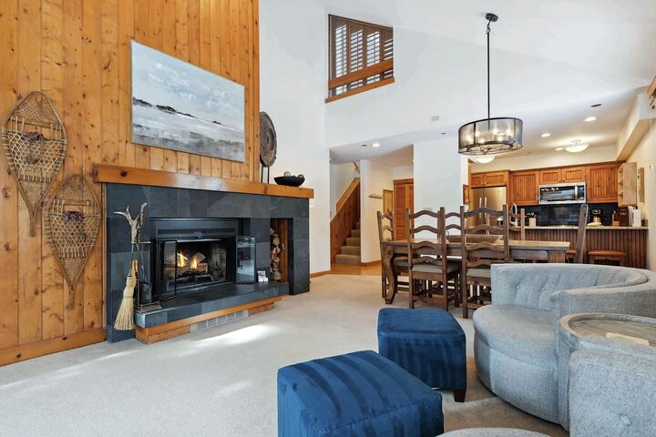 #435 - Living Area