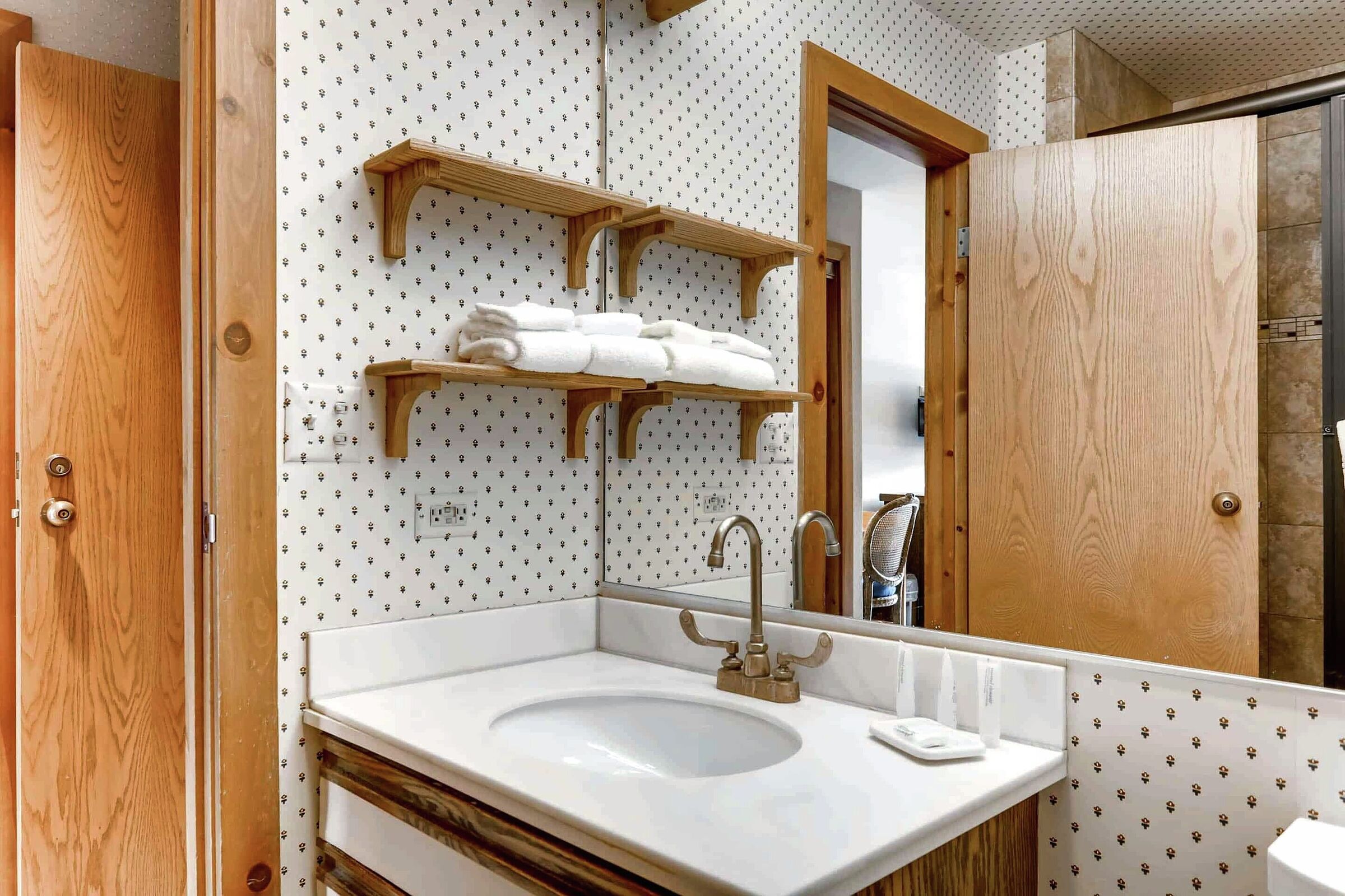 #433 - Bathroom