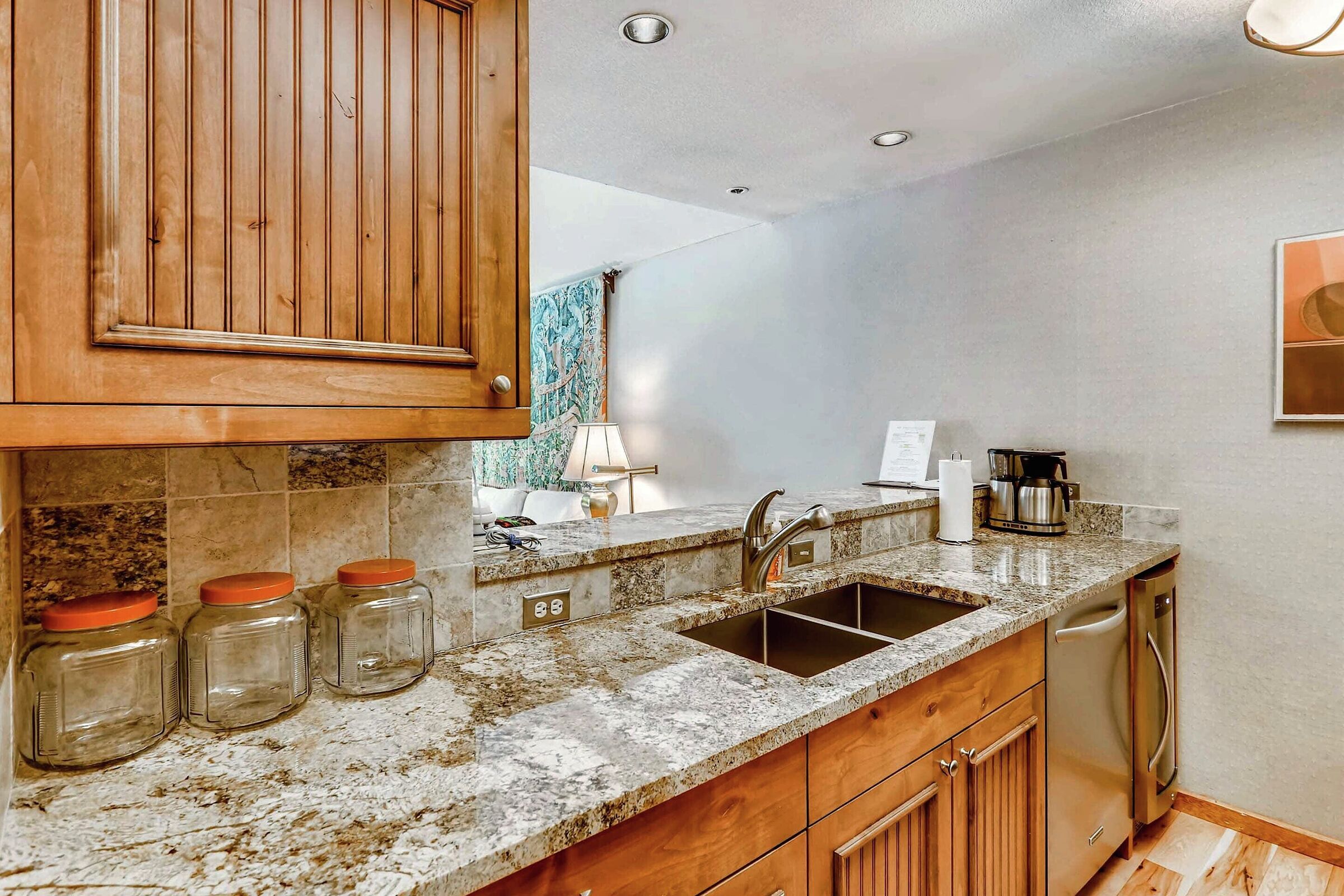 #433 - Kitchen