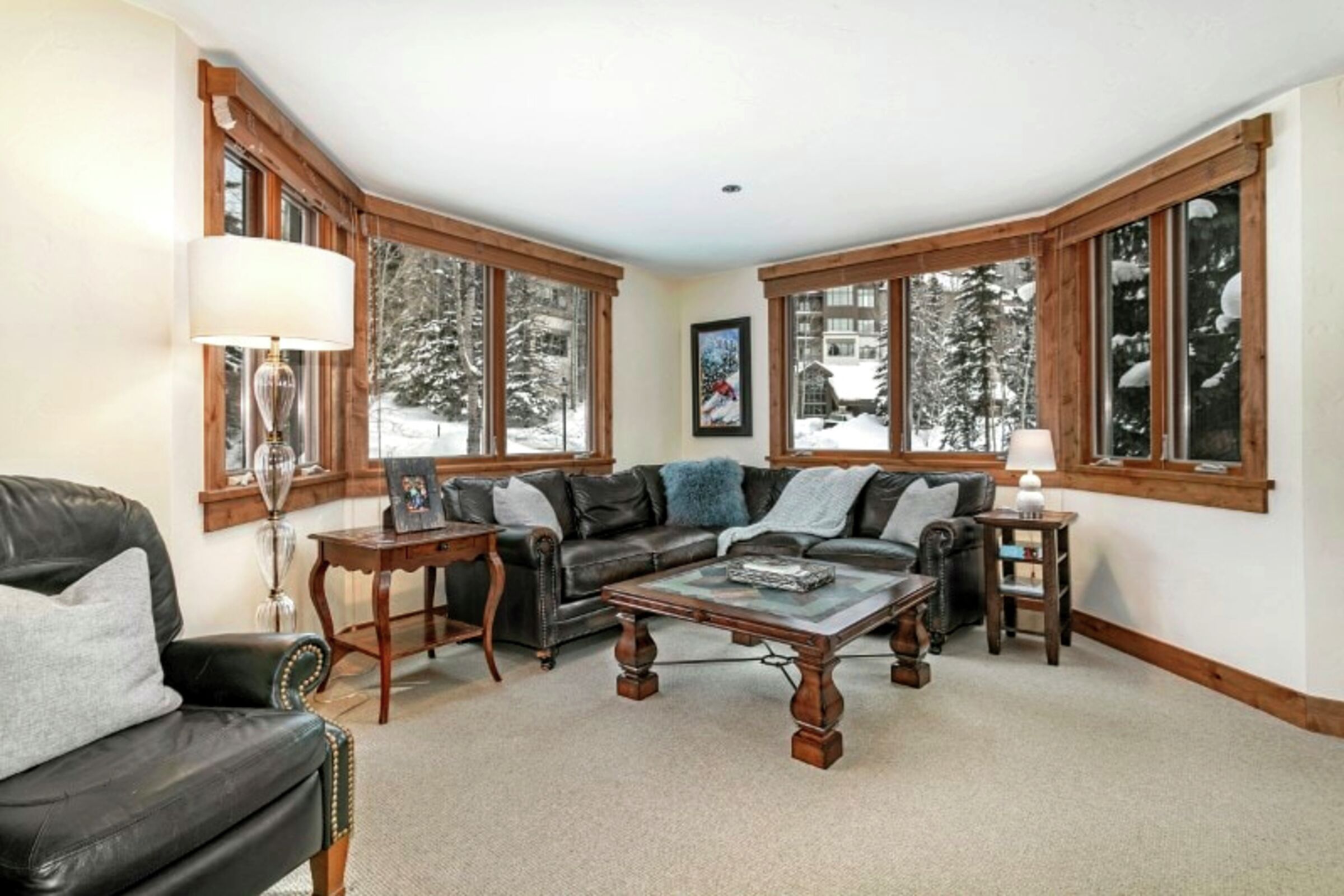 #335 - Living Area