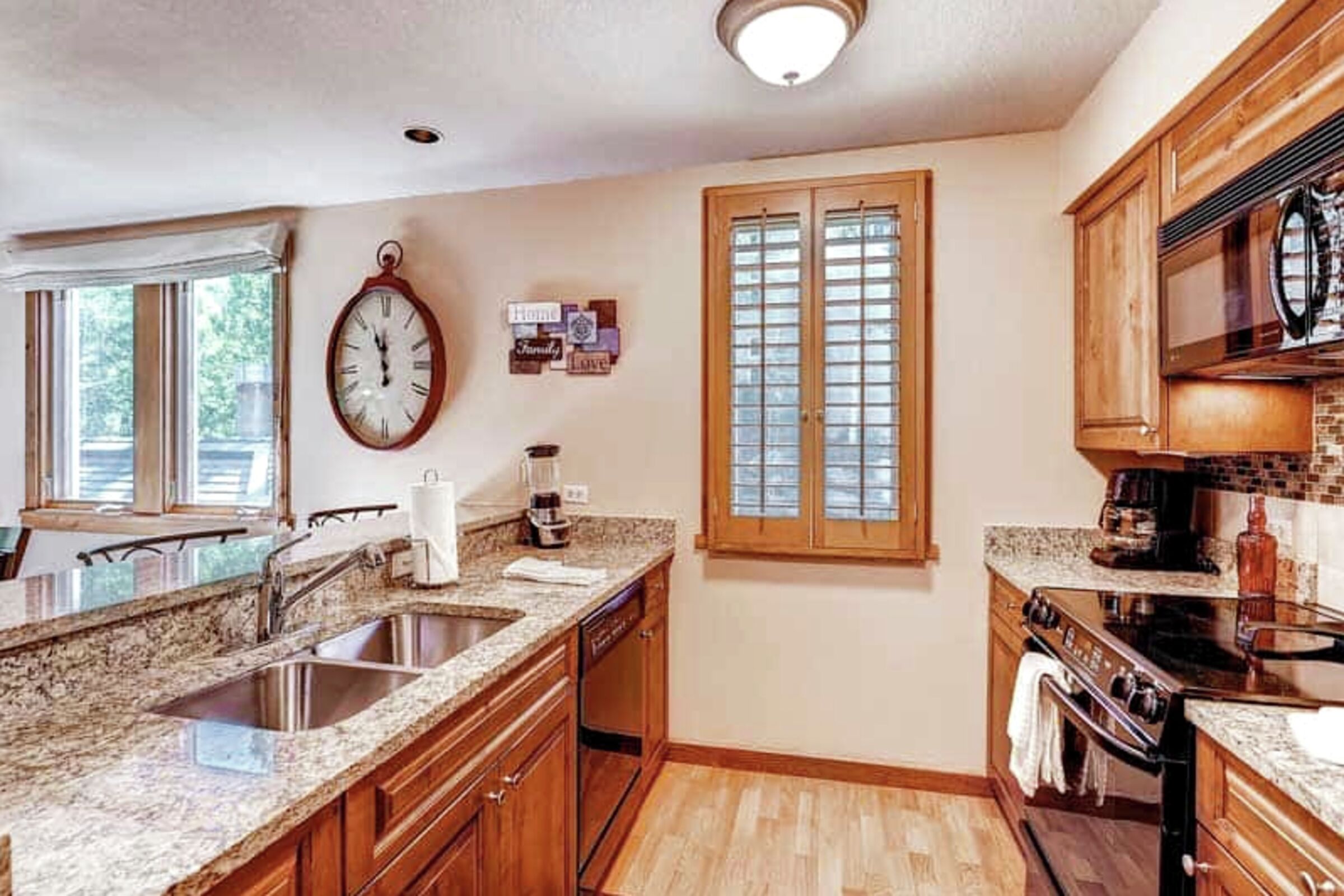 #336 - Kitchen