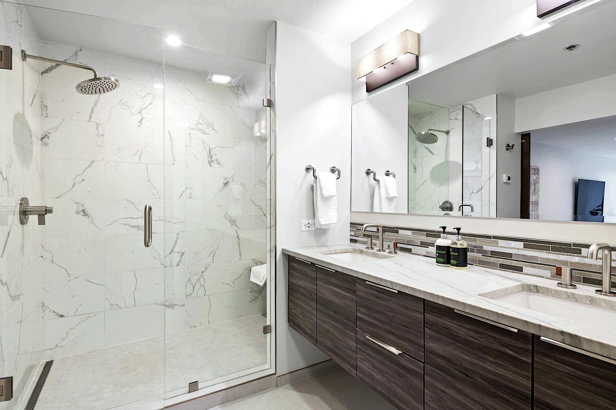 #125 - Master Ensuite Bathroom