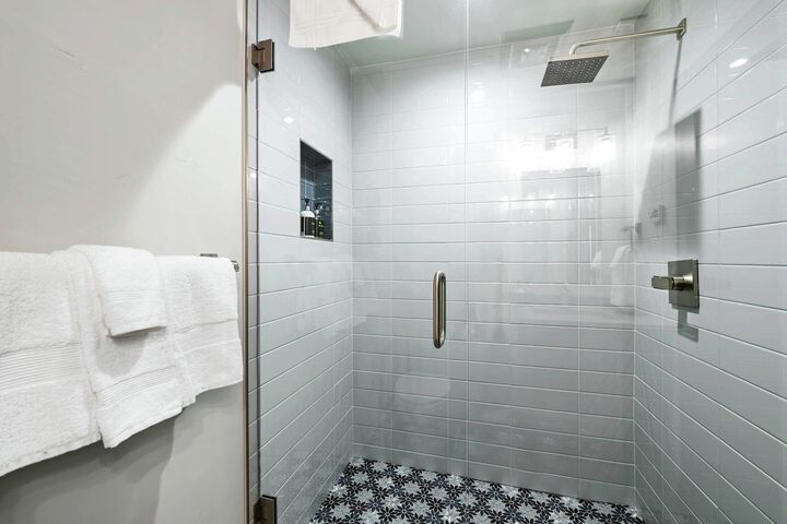 #125 - Ensuite Bathroom
