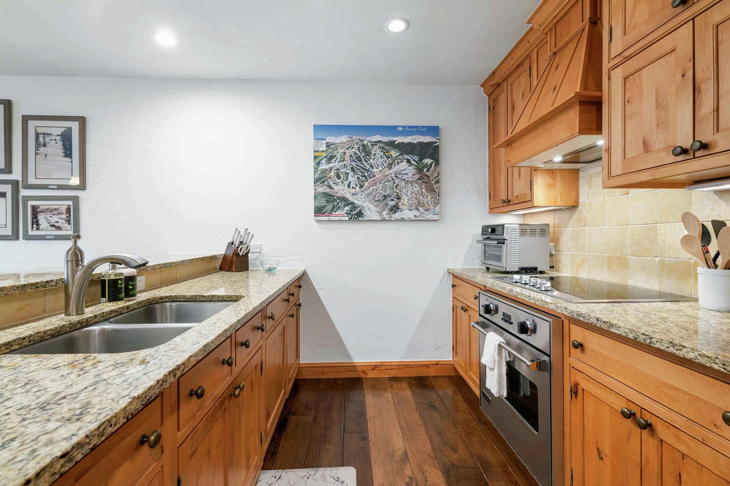 #332 - Kitchen