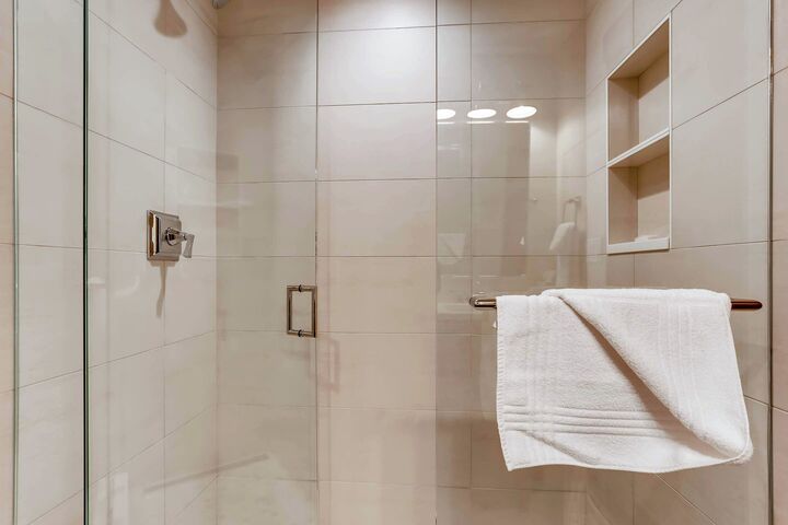 #126 - Ensuite Bathroom