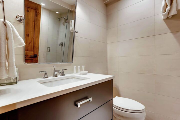 #126 - Ensuite Bathroom