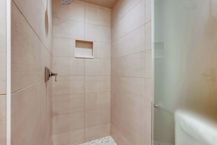 #126 - Ensuite Bathroom