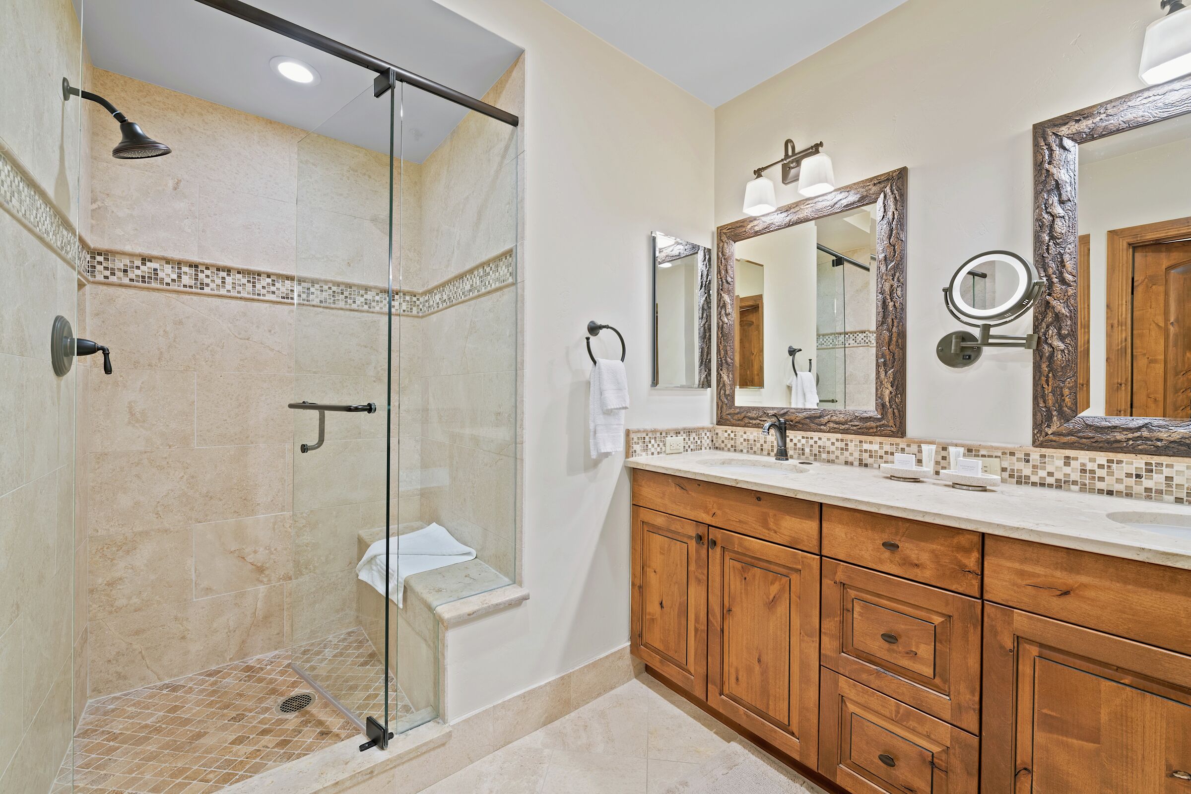 #221 - Master Ensuite Bathroom