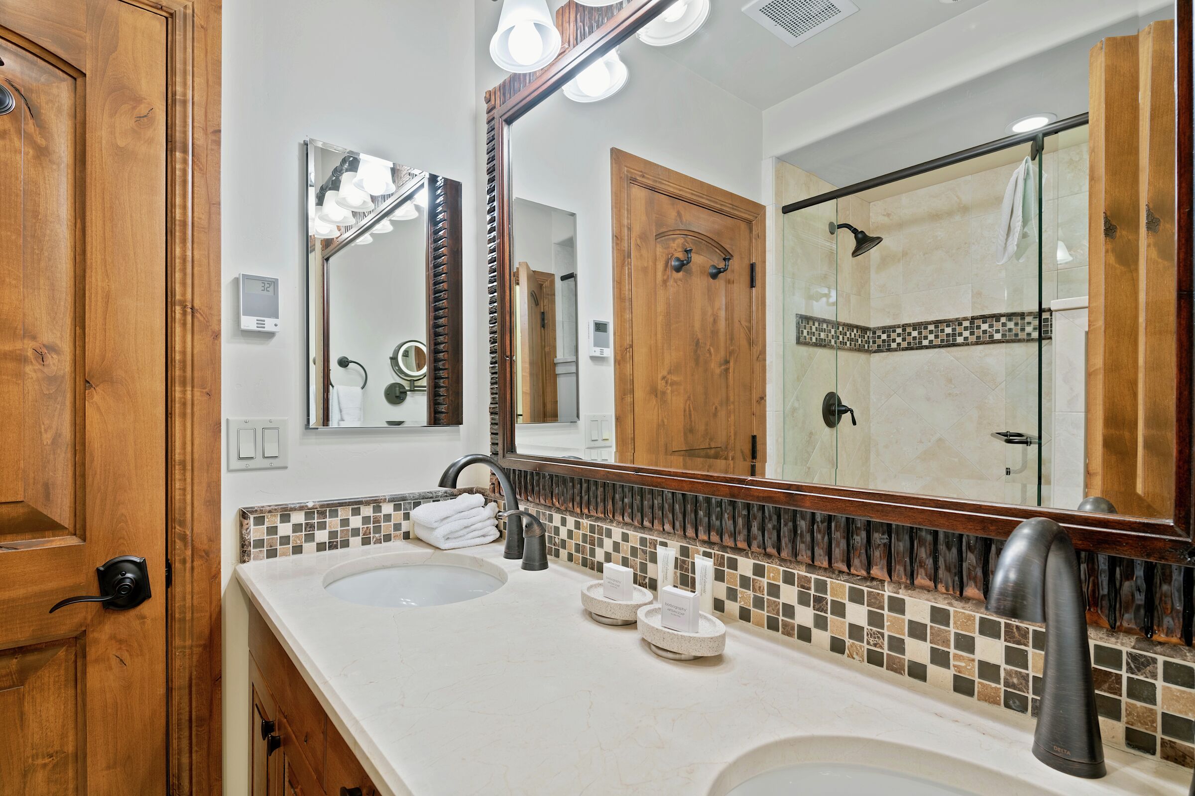 #221 - Bathroom