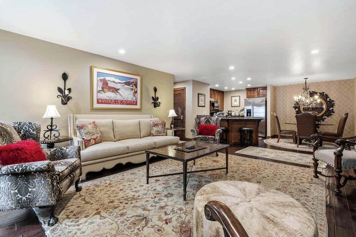 #311 - Living Area