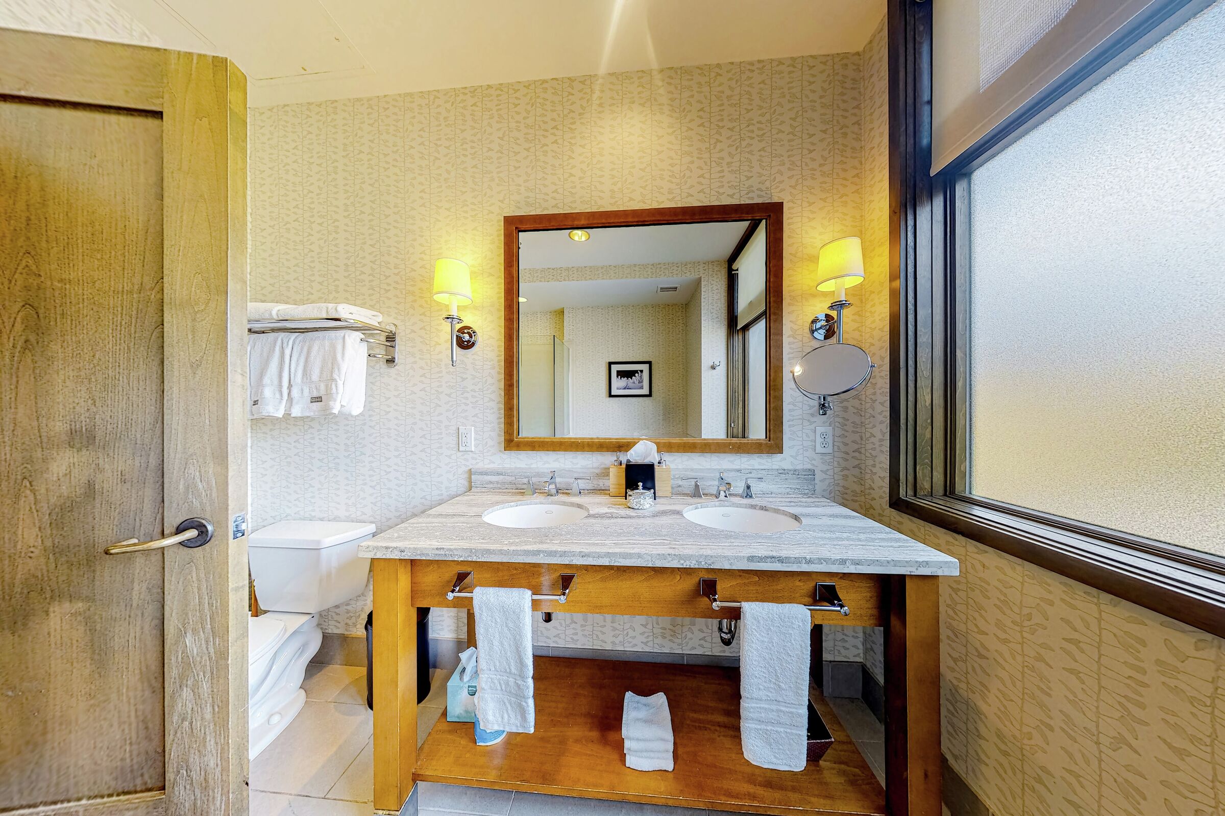 Studio Bathroom