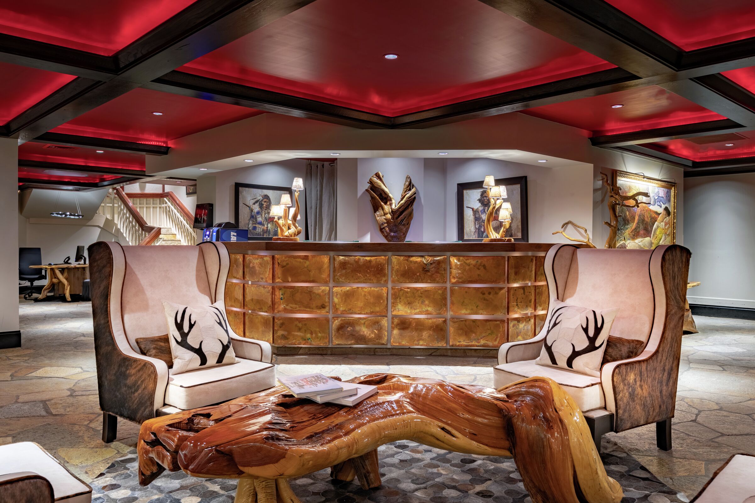 Lobby & Reception