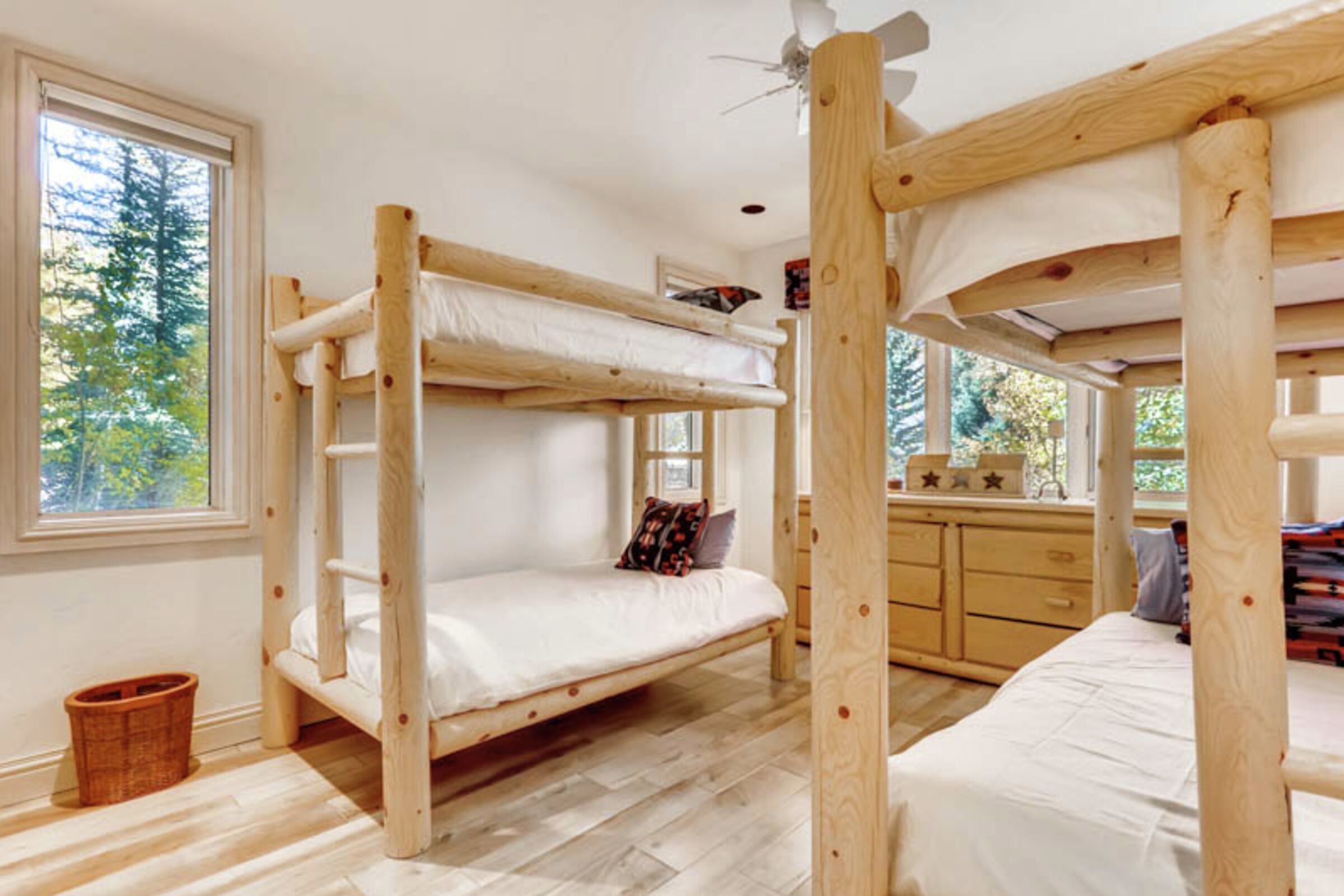 4 Bdrm - Bedroom