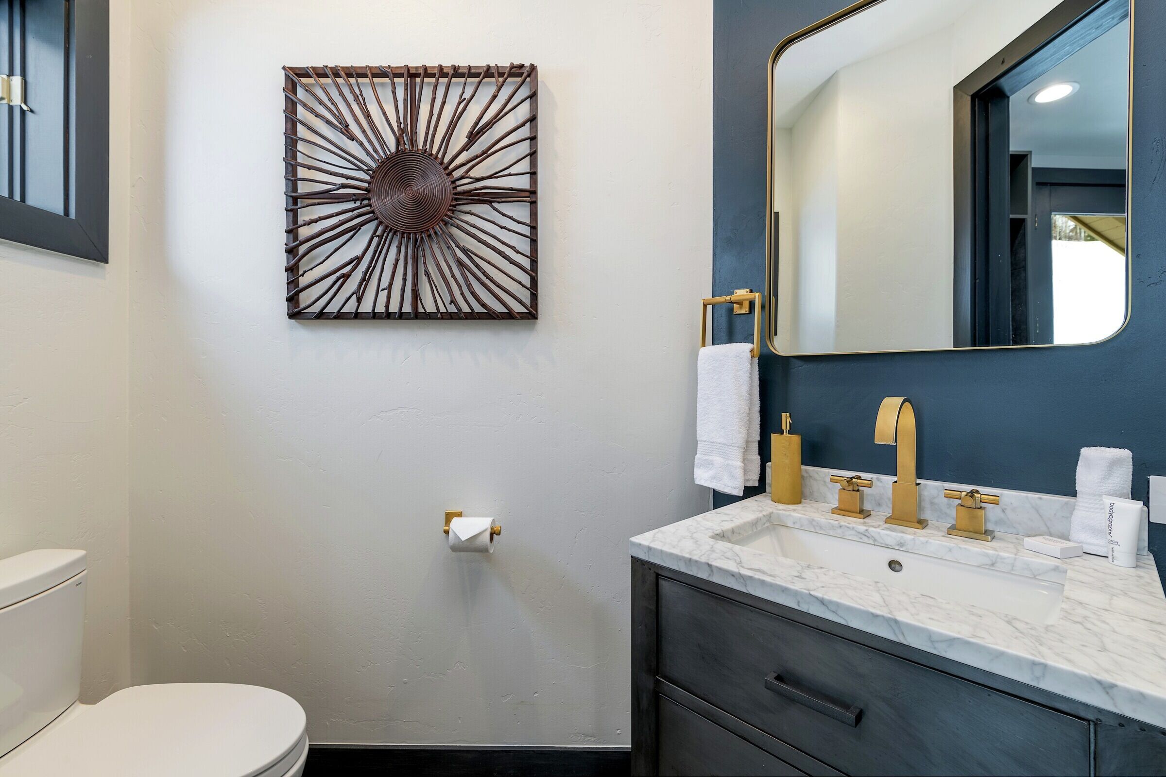 #6 - Bathroom