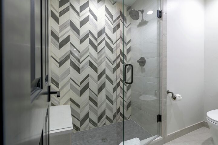 #6 - Bathroom