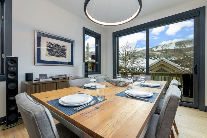 #6 - Dining Area
