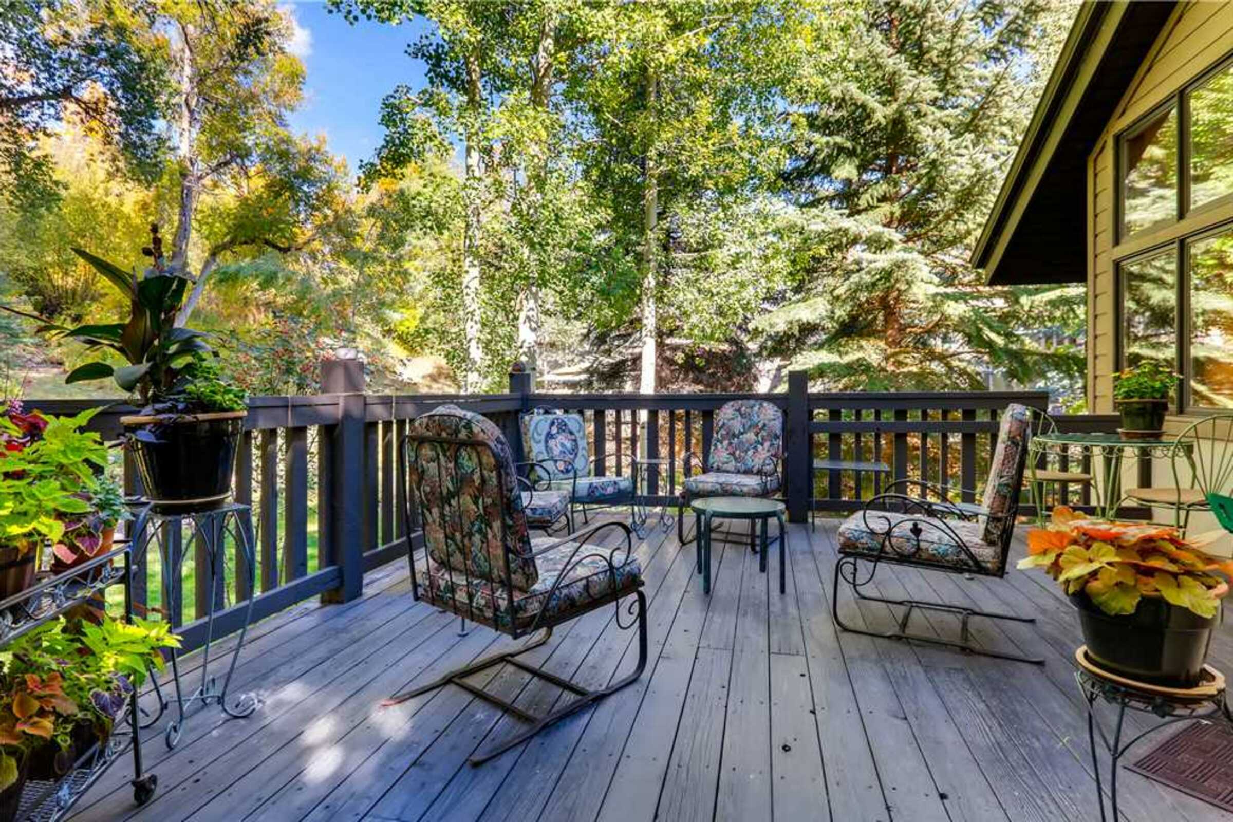 3 Bdrm - Deck