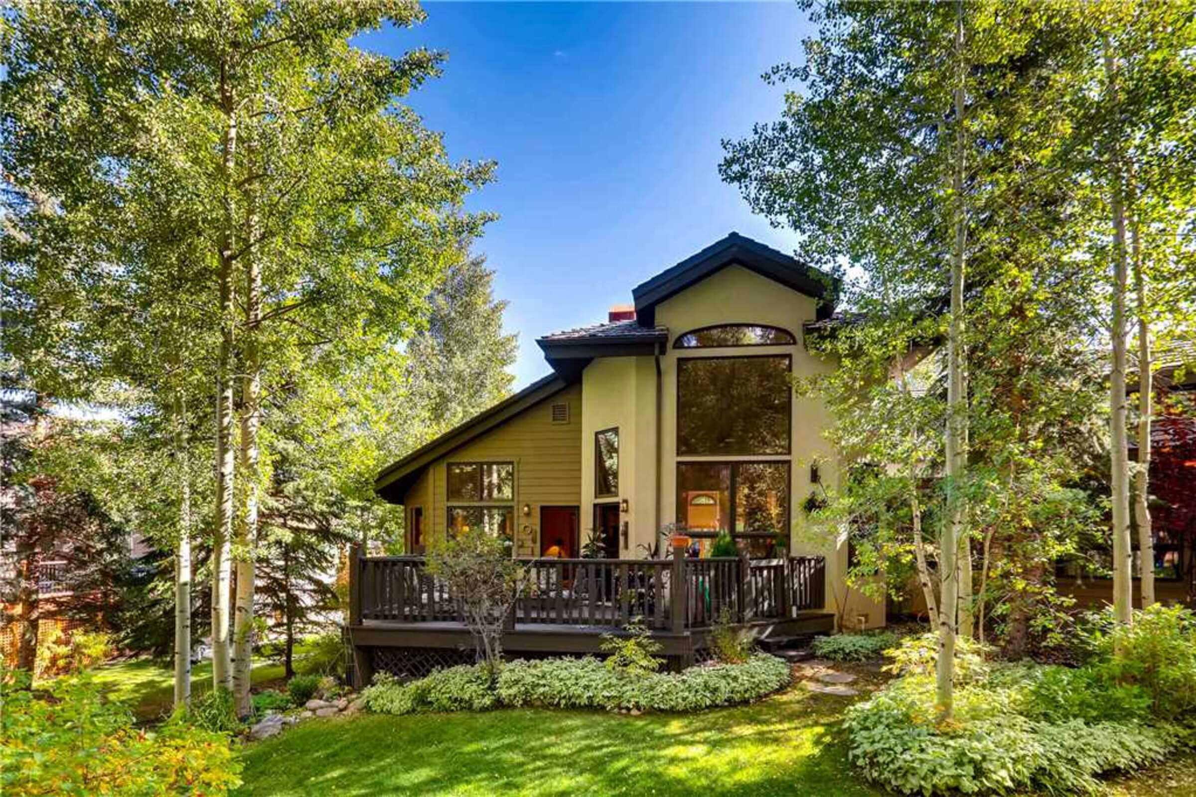 Villa Columbine - 242 Arrowhead Drive