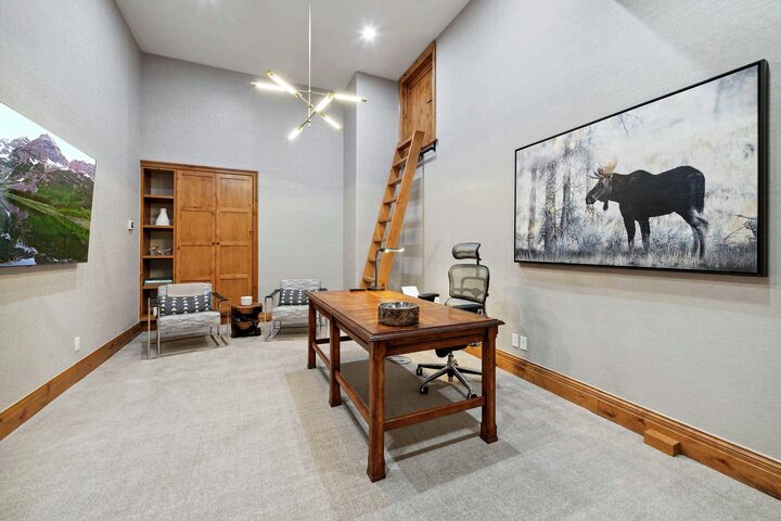 5 Bdrm 7 Bath HT - Office