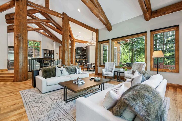 5 Bdrm 7 Bath HT - Living Area