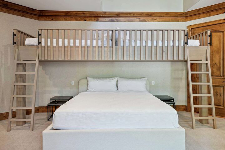 5 Bdrm 7 Bath HT - Bedroom