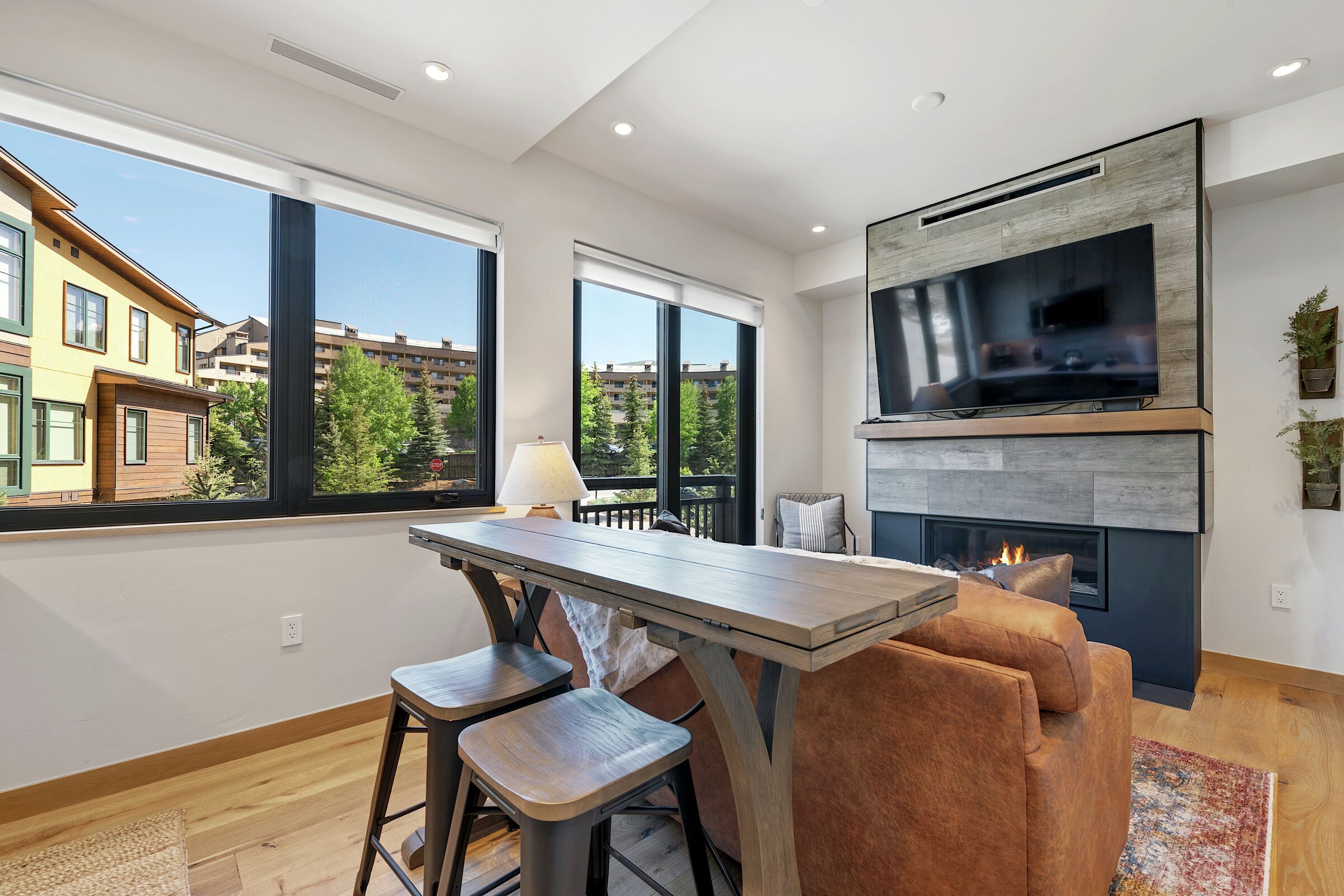 #107 - Living Area & Dining Area