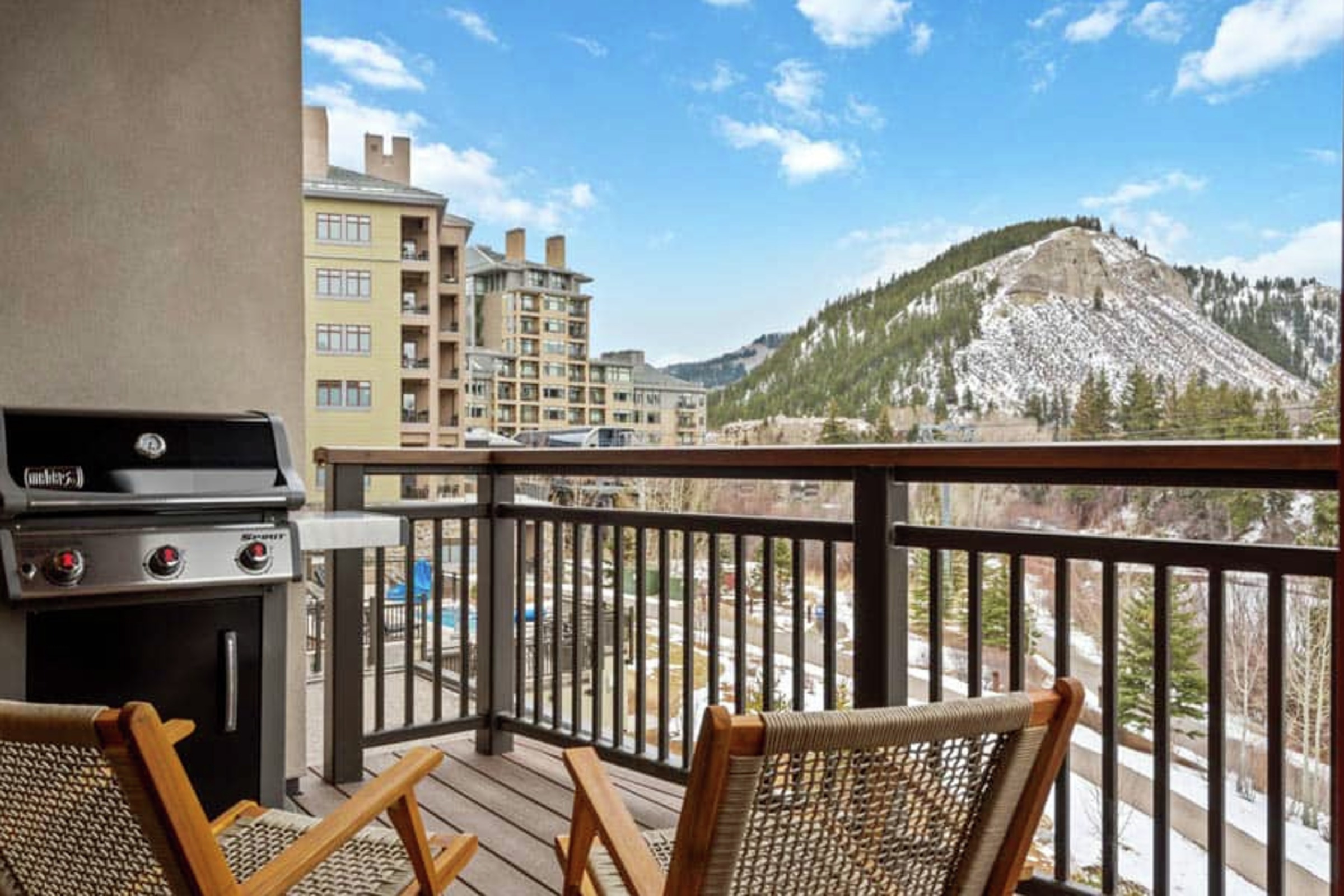 #208 - Balcony with BBQ