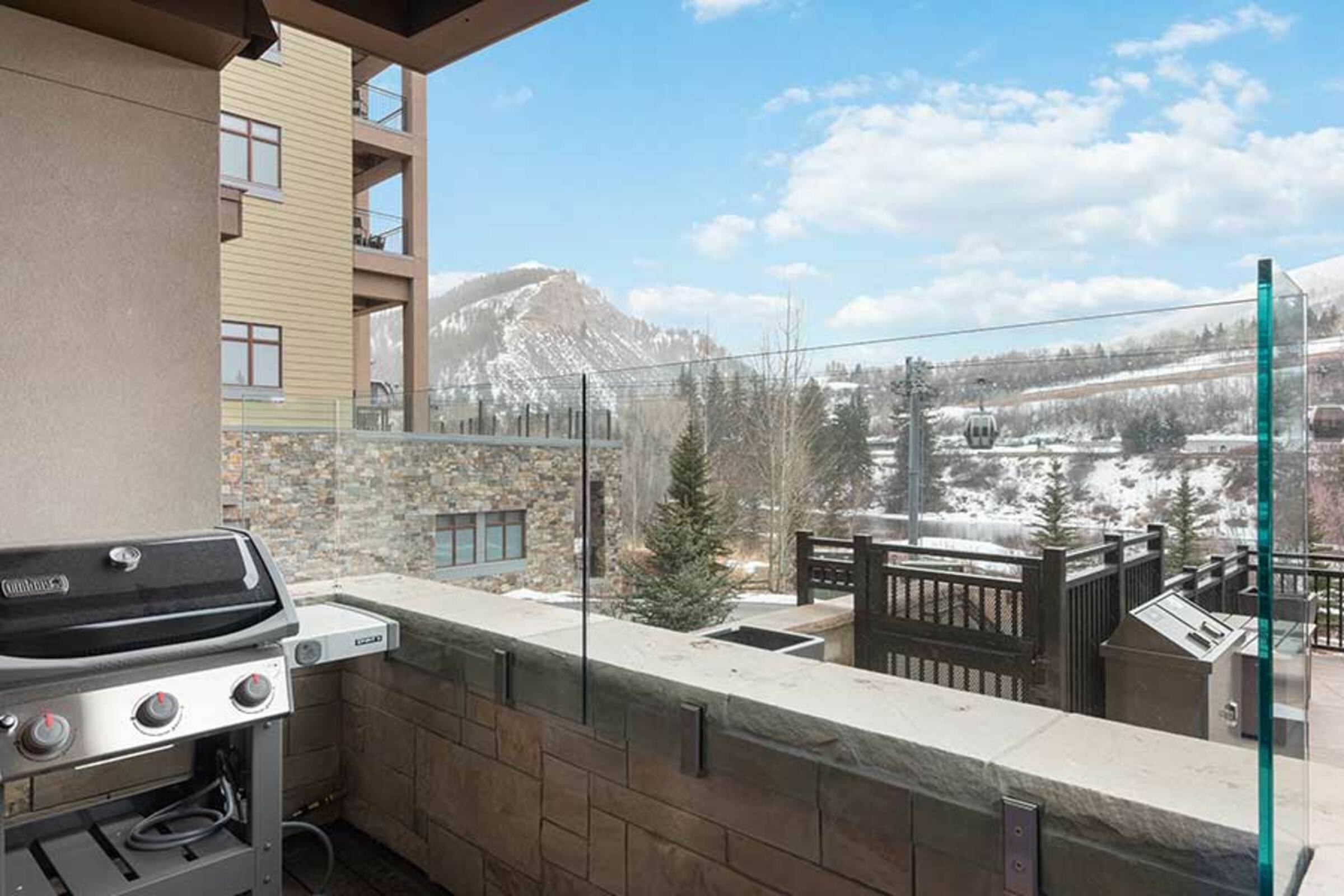 #102 - Balcony with BBQ