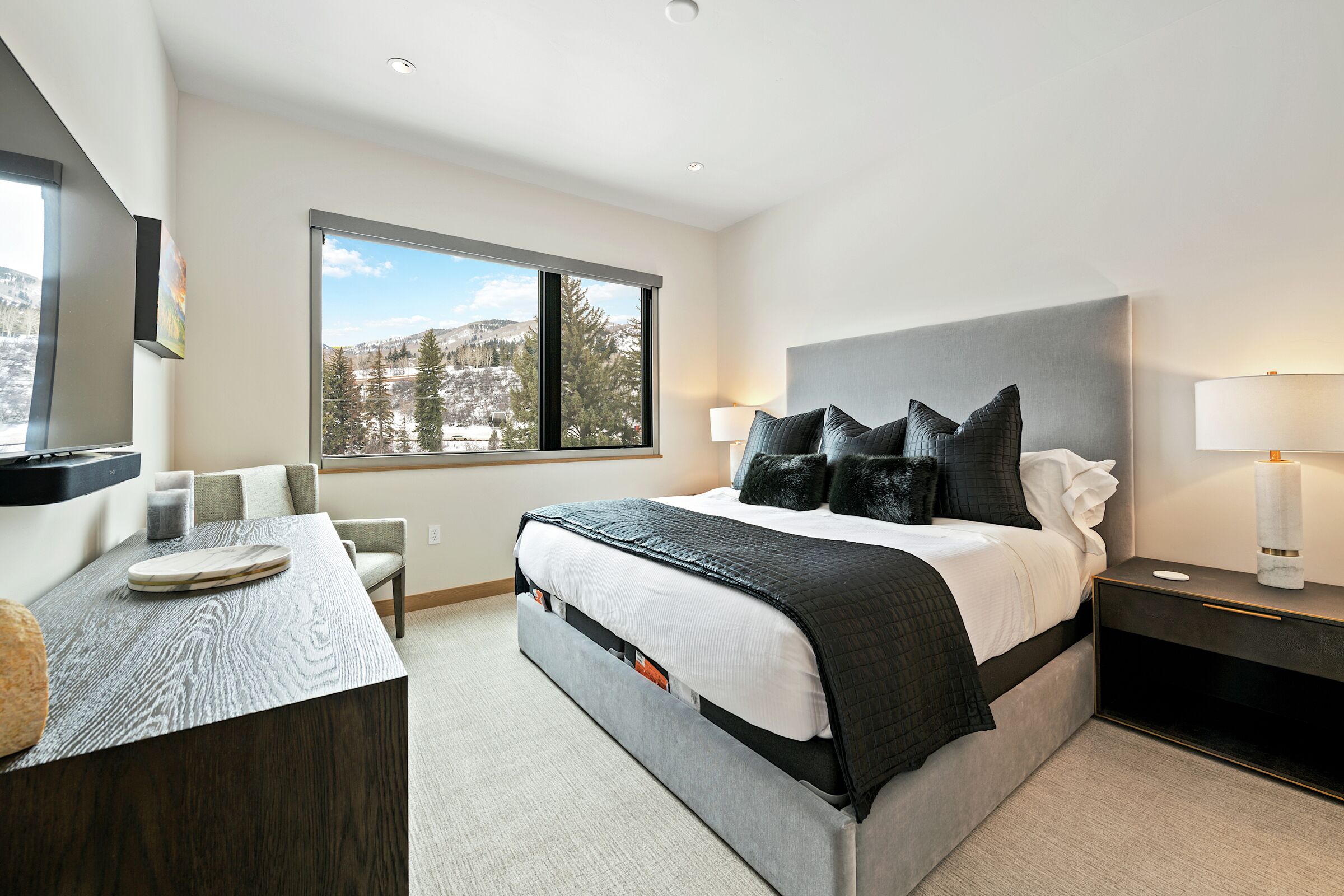 #206 - Master Bedroom