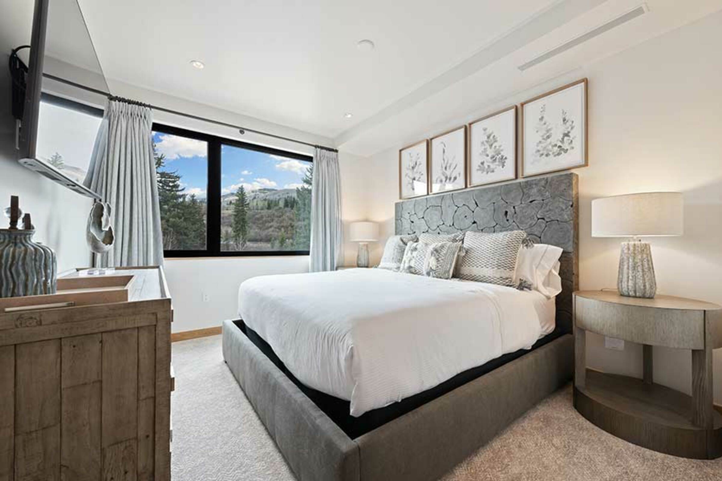 #106 - Bedroom