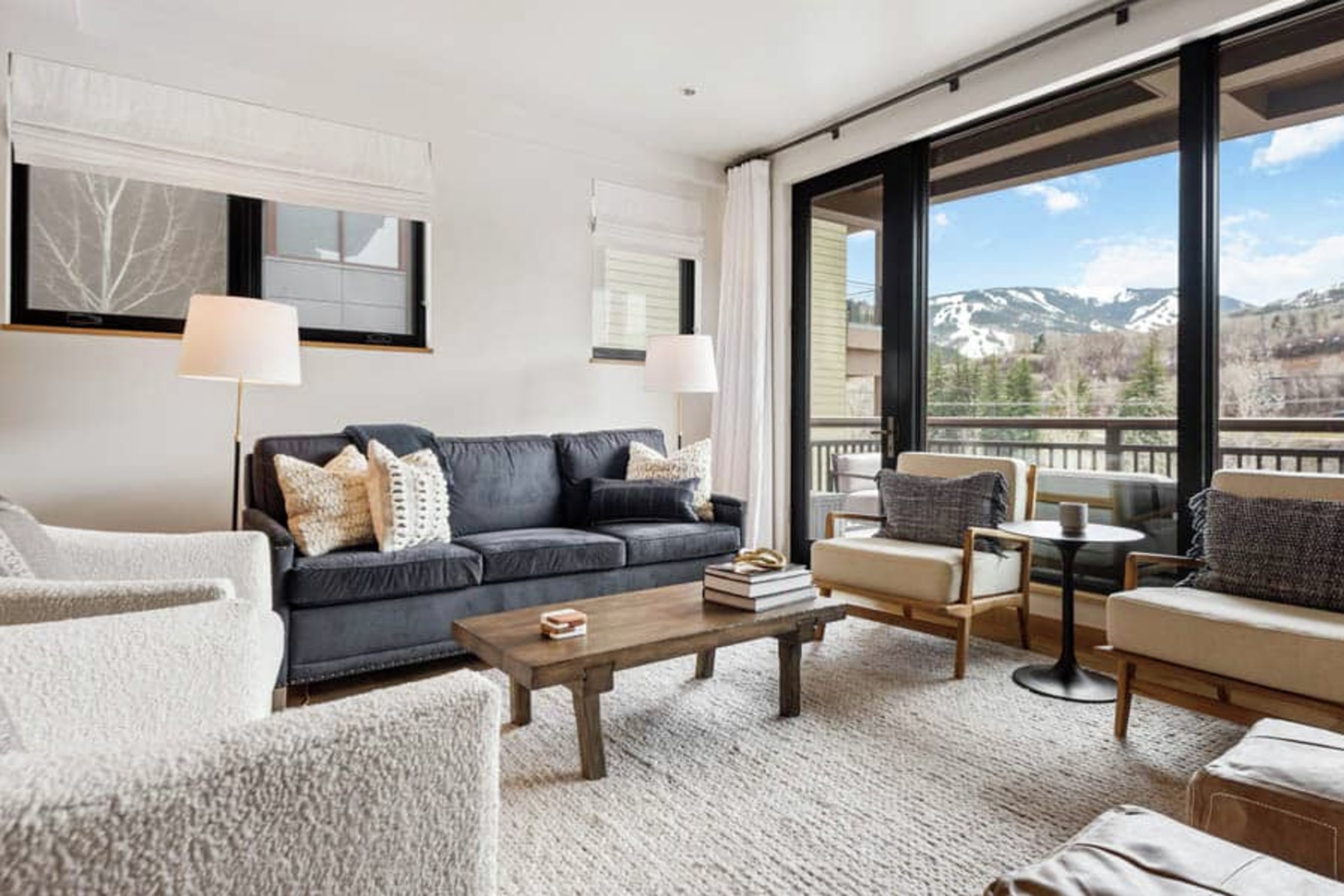 #200 - Living Area
