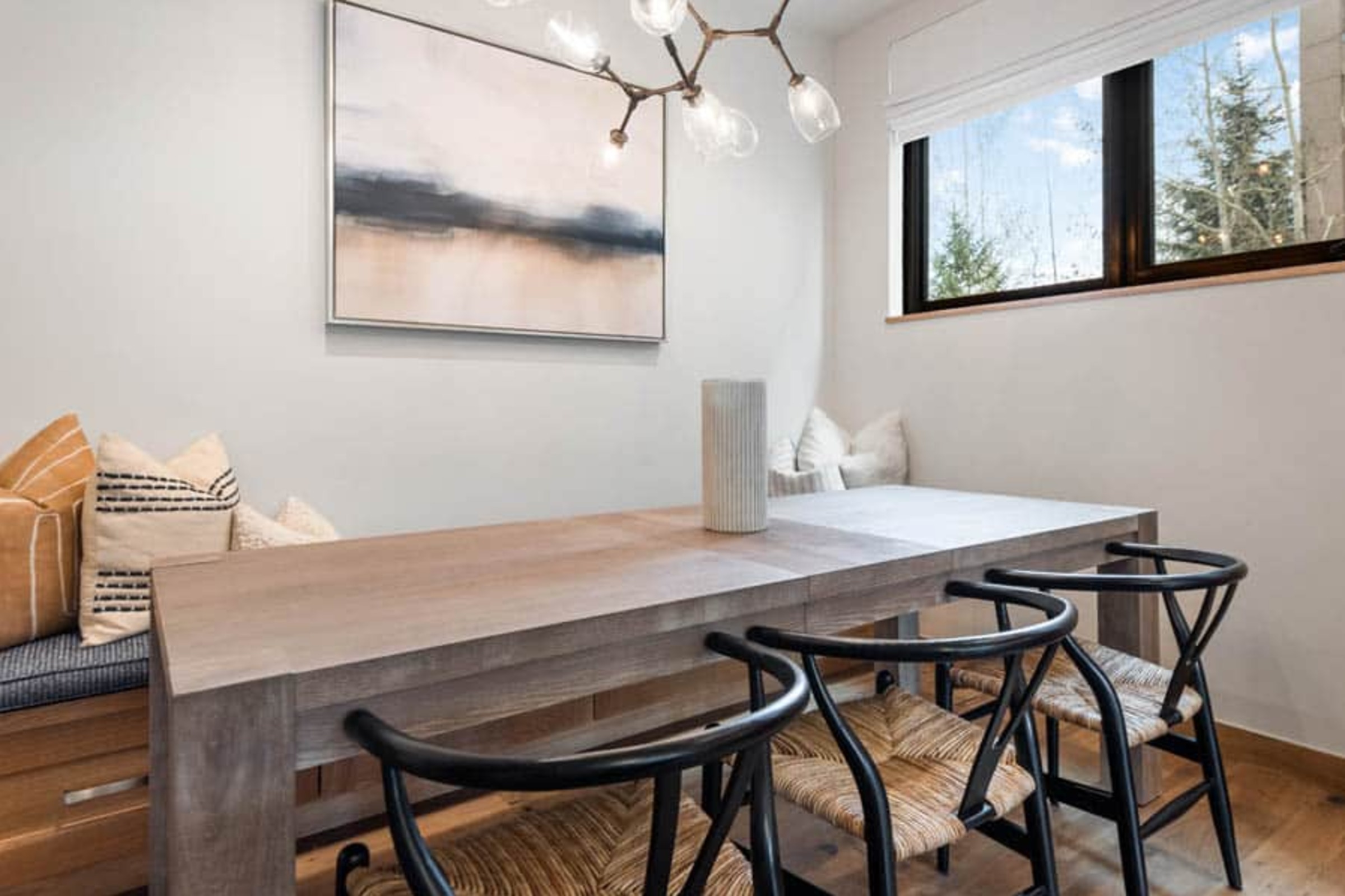 #200 - Dining Area