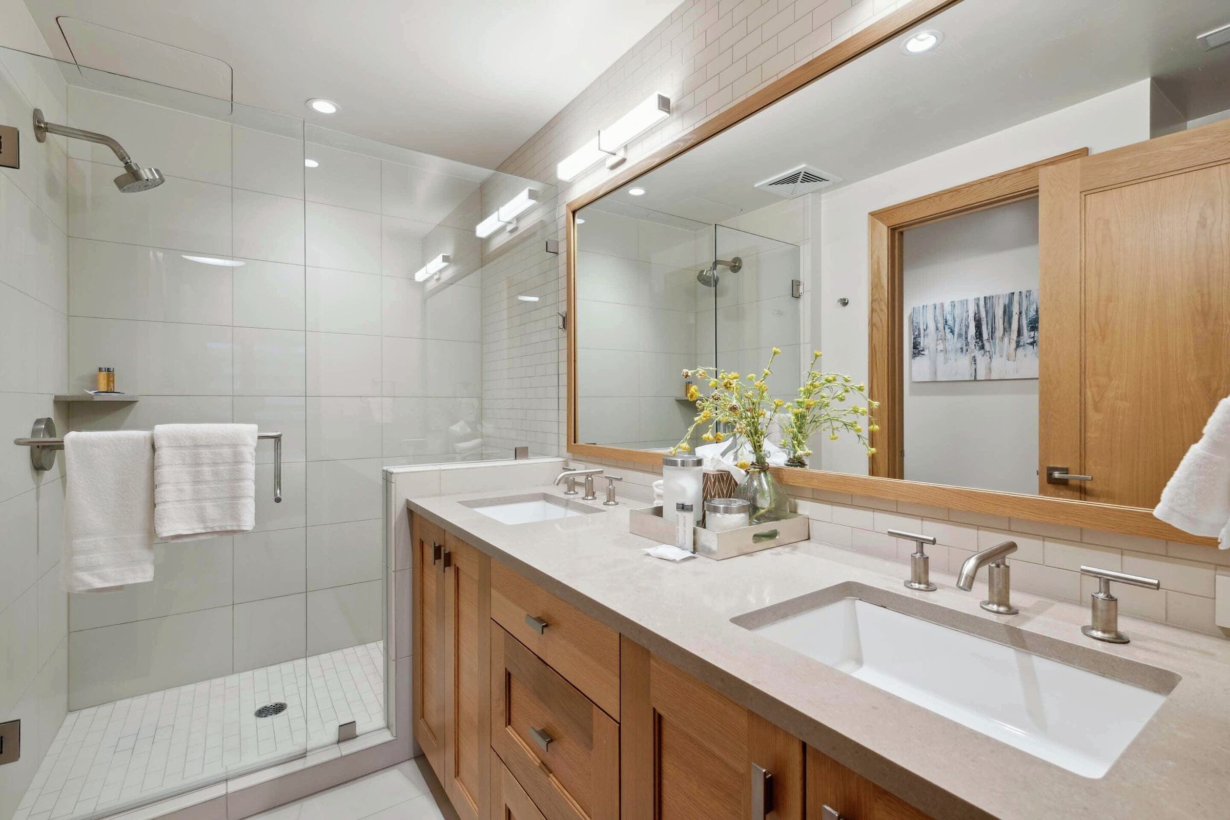 #401 - Master Ensuite Bathroom