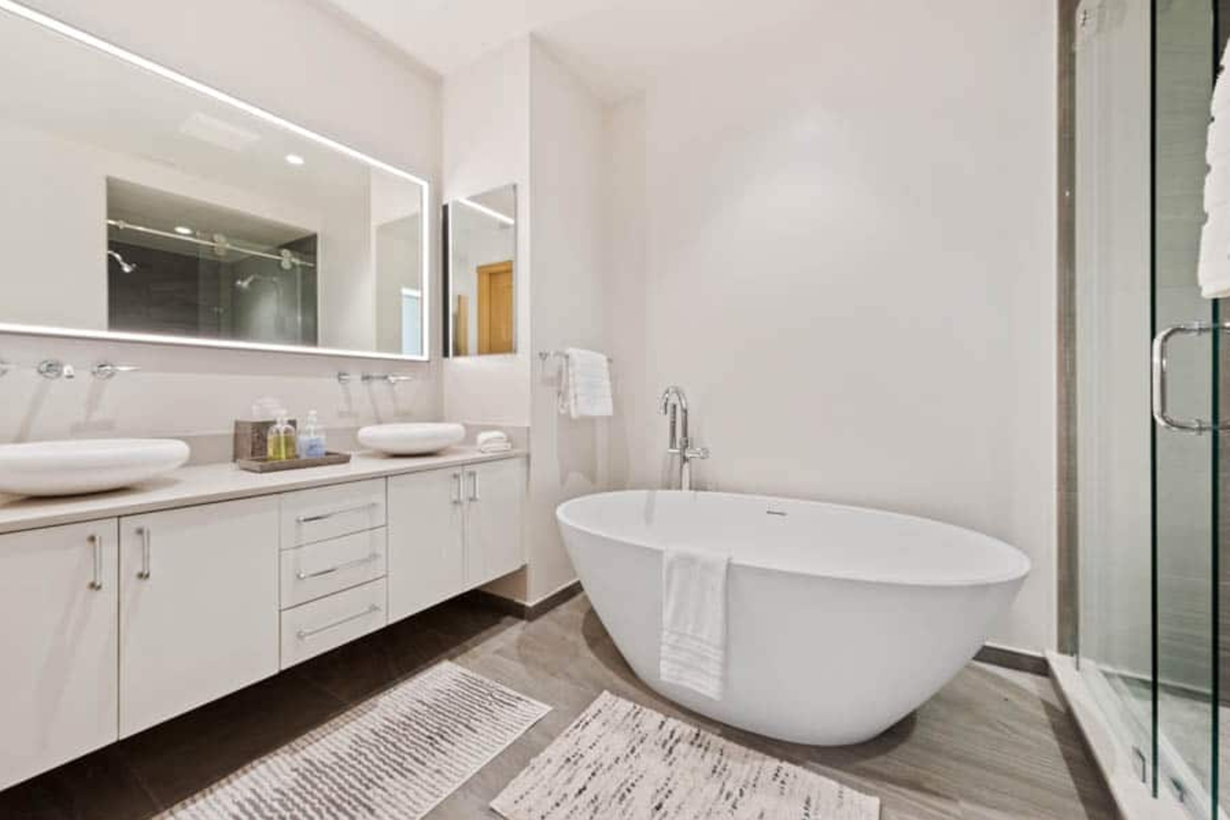 #07 - Master Ensuite Bathroom